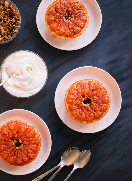 Broiled Grapefruit with Yogurt and Granola from cookieandkate.com Broiled Grapefruit with Yogurt and Granola