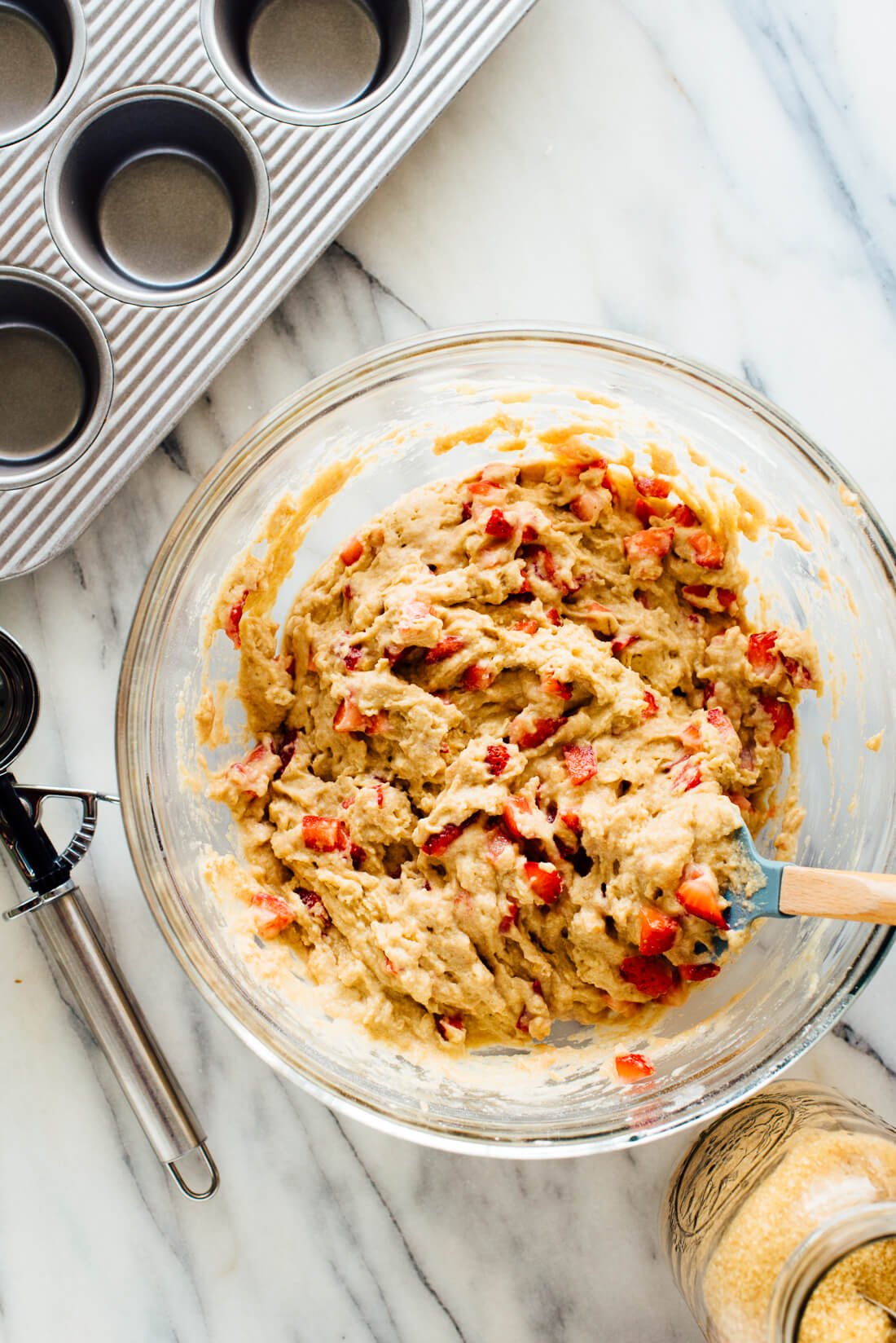 strawberry oat muffin batter